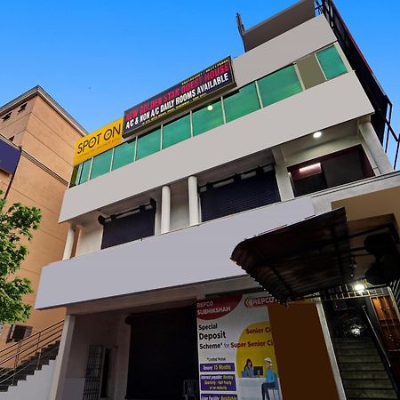 Spot On New Golden Star Guest House Near Thirumangalam Metro Station 첸나이 외부 사진