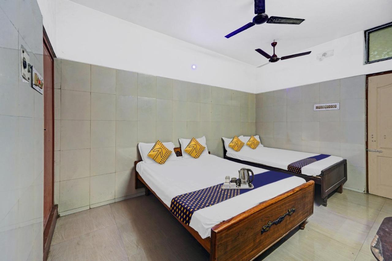 Spot On New Golden Star Guest House Near Thirumangalam Metro Station 첸나이 외부 사진