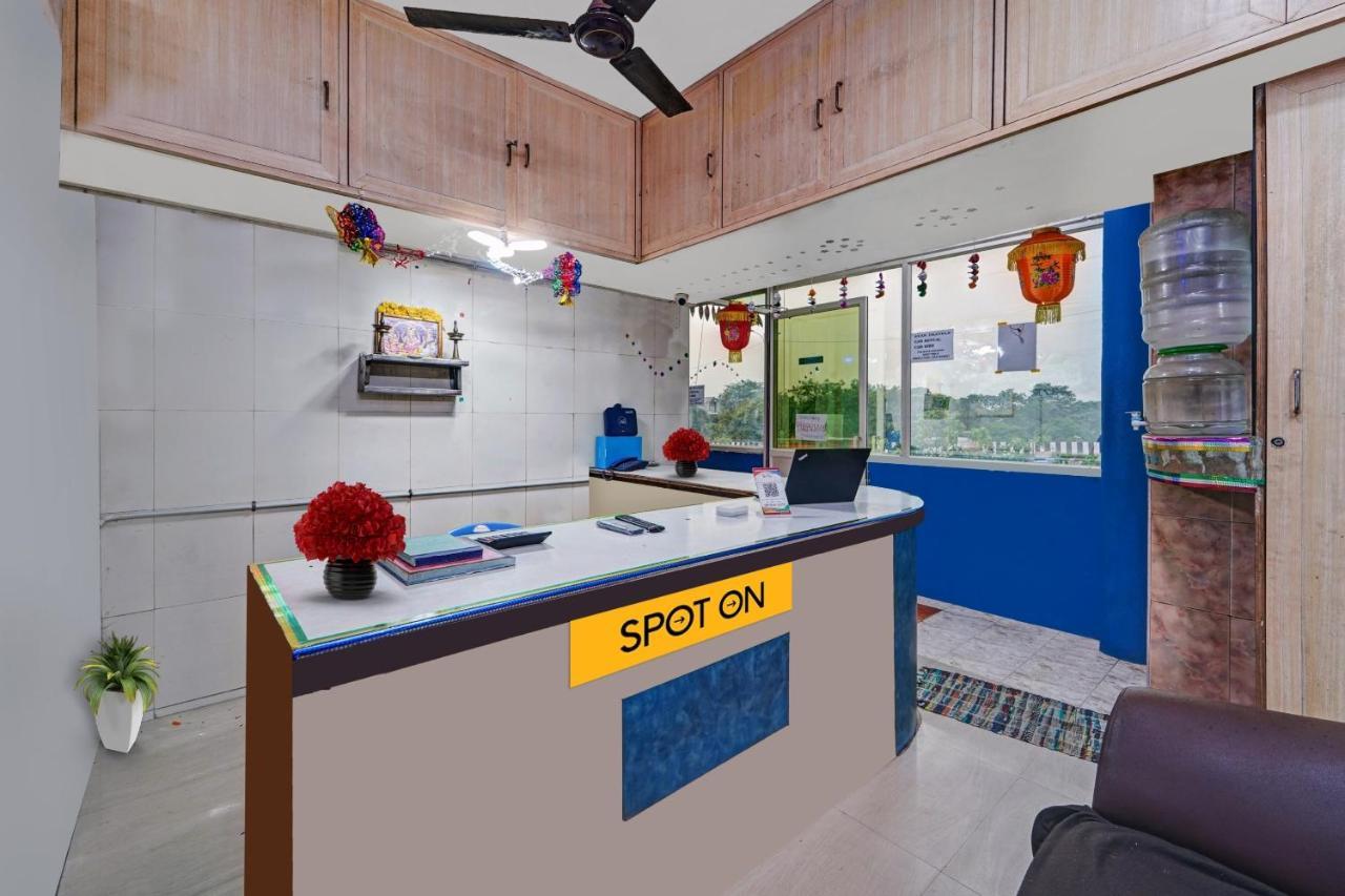 Spot On New Golden Star Guest House Near Thirumangalam Metro Station 첸나이 외부 사진