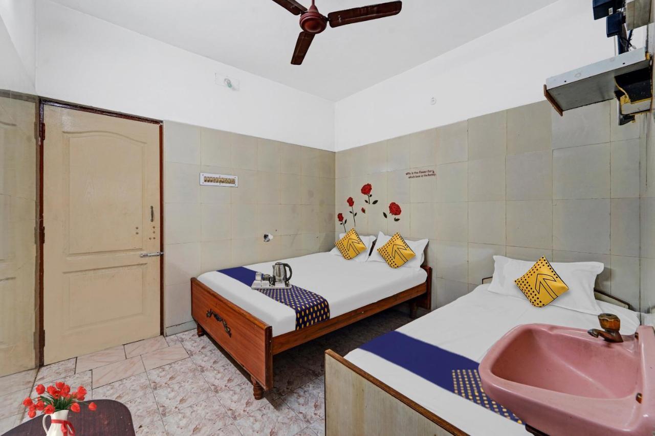 Spot On New Golden Star Guest House Near Thirumangalam Metro Station 첸나이 외부 사진