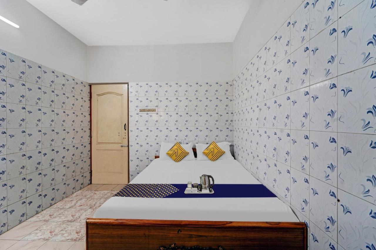 Spot On New Golden Star Guest House Near Thirumangalam Metro Station 첸나이 외부 사진
